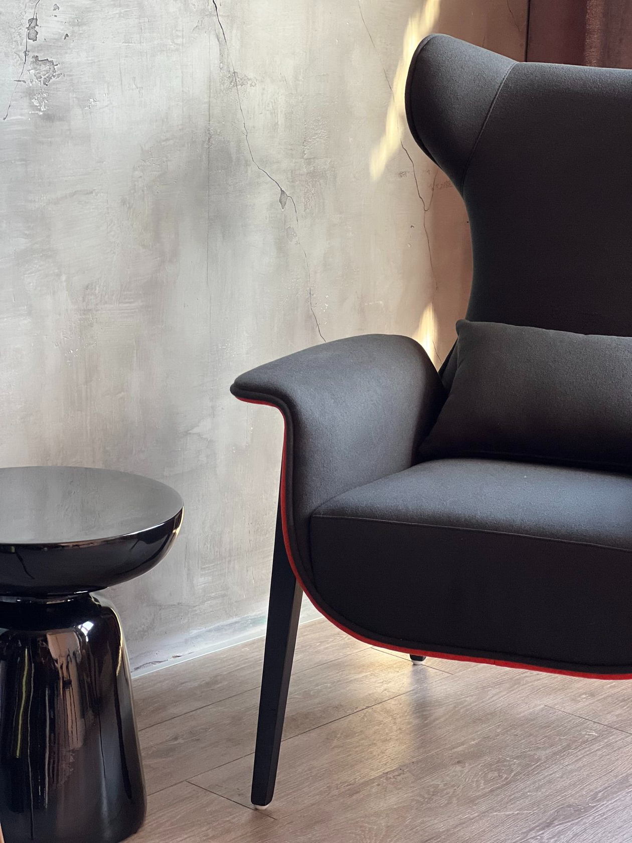 Leisure Chair. 8Ellement