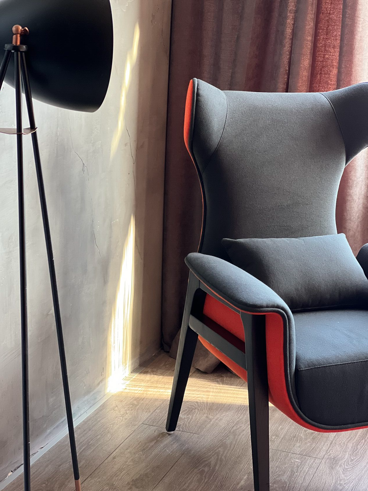 Leisure Chair. 8Ellement